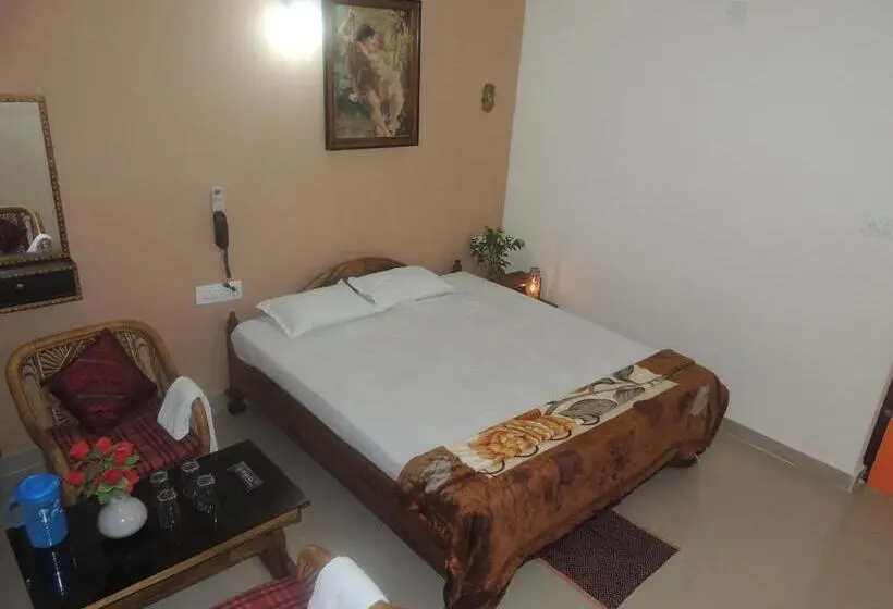 デラックスルーム, Surya Inn