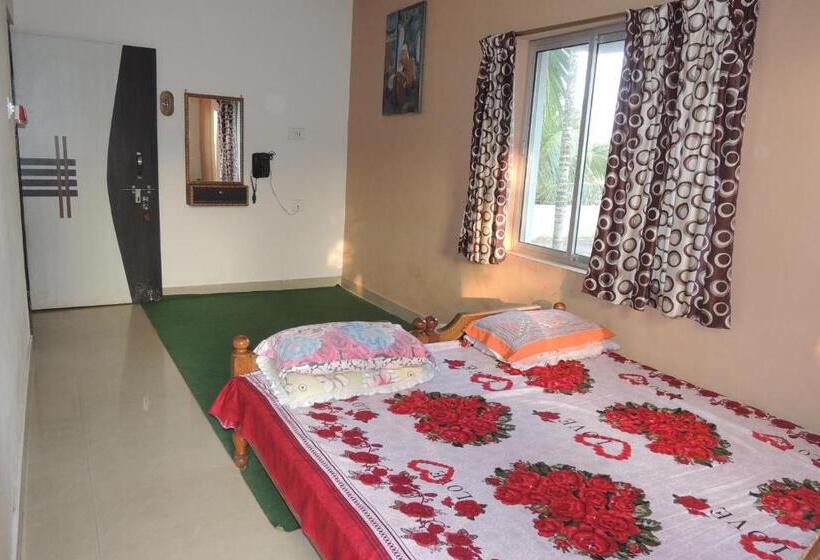 Семейный Номер, Surya Inn