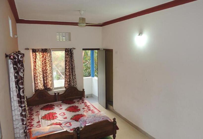 Семейный Номер, Surya Inn