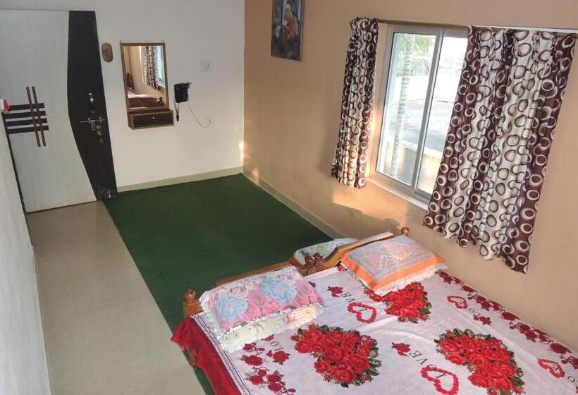 Семейный Номер, Surya Inn