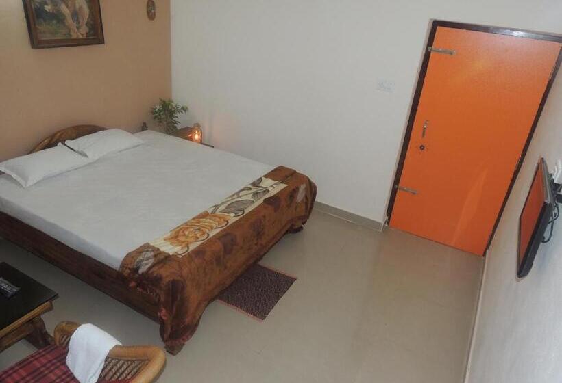 Номер Deluxe, Surya Inn