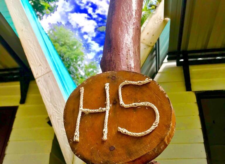 בקתה סטנדרטית, Libong Beach Resort