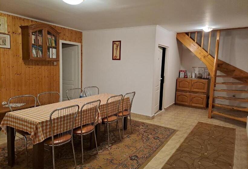 חדר סטנדרט, Pensiunea Rose