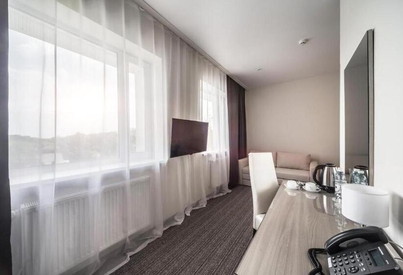 高级大房间, Aquadar