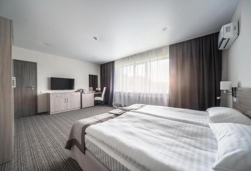 家庭套房, Aquadar