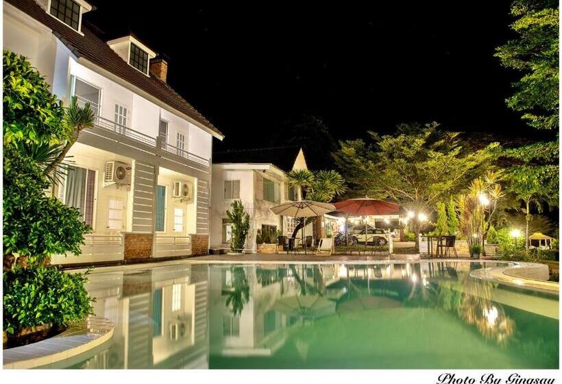 带山景的复式房间, The Natural Garden Resort