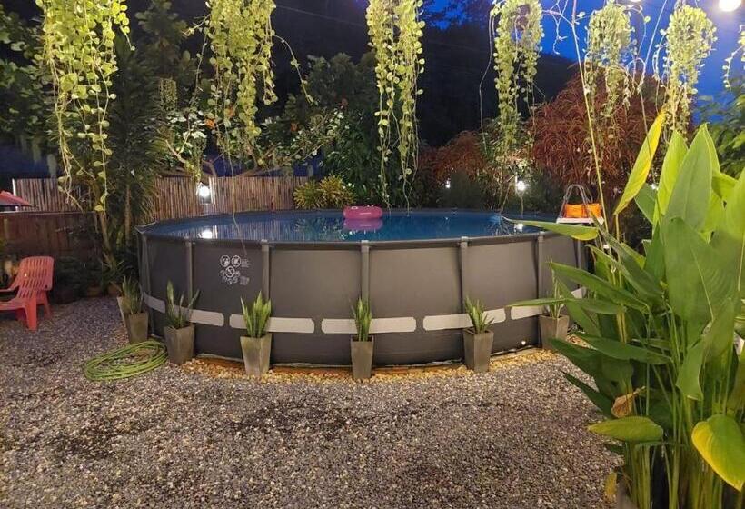 Семейный Номер Deluxe, Bed & Breakfast To Co