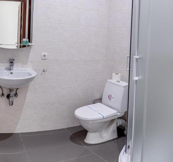 经济房, Ermitazh Hotel Complex