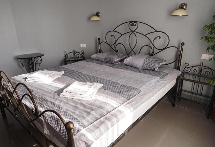 豪华房间, Ermitazh Hotel Complex