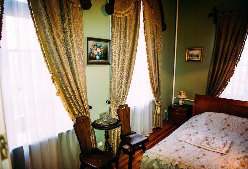 غرفة ديلوكس, Antique House