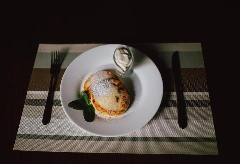 غرفة ديلوكس, Antique House