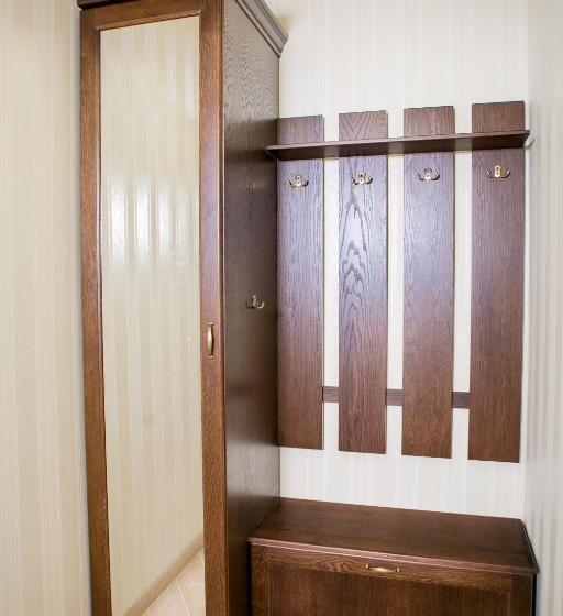 מיטת קינג בסוויטה, Illara Spa