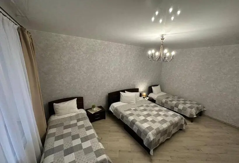 Standard Neljän Hengen Huone, Illara Spa