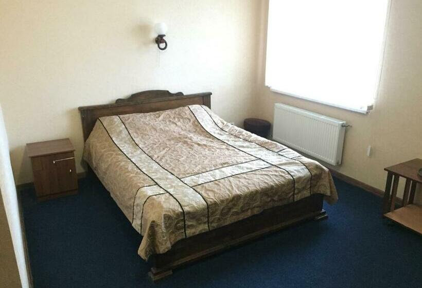 스탠다드 룸, Podilskii Dvir