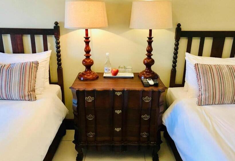 חדר סטנדרט, The Duke Of Bedford