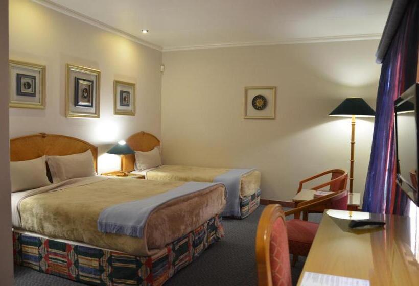 חדר משפחתי, The Lodge Bethal