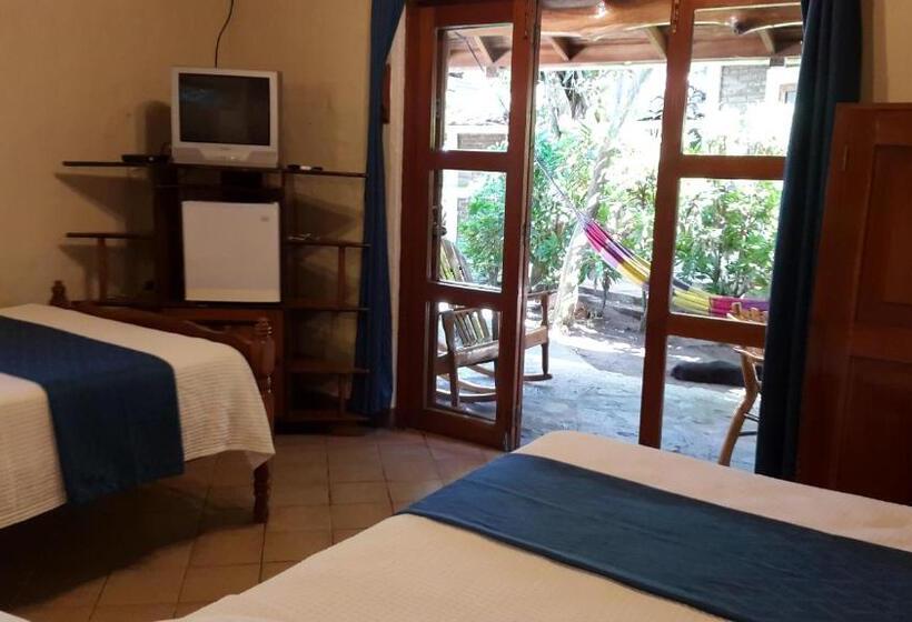 غرفة قياسية مطلّة علي البحيرة, Villa Paraiso