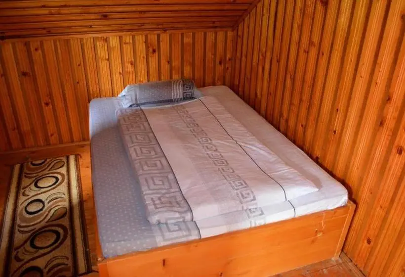 اتاق استاندارد با سرویس بهداشتی مشترک, Casa Lorena