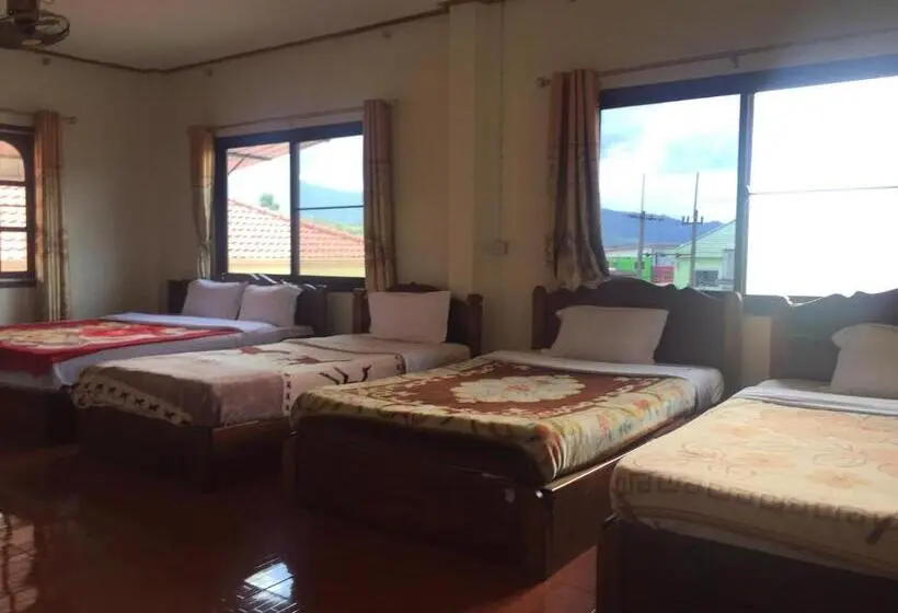 اتاق لوکس چهار تخته, Oudomphone Guesthouse 2