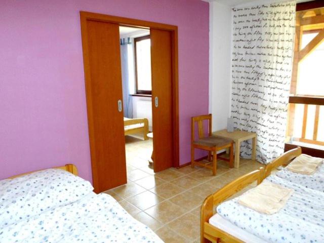 חדר משפחתי נוף לגינה, Penzion Na Přehradě