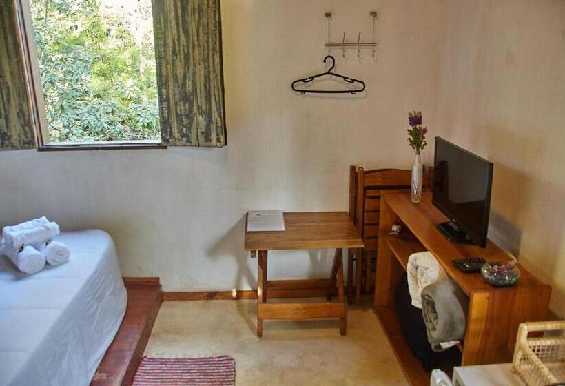 غرفة قياسية, Tiô Isolda Artes & Hospedaria