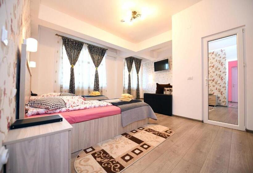 חדר סטנדרט לארבעה, Trident