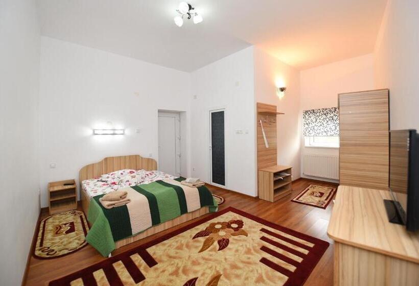 חדר סטנדרט, Trident