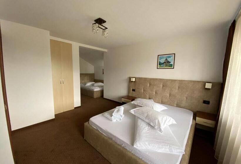 四人标准间, Pensiunea Teodora