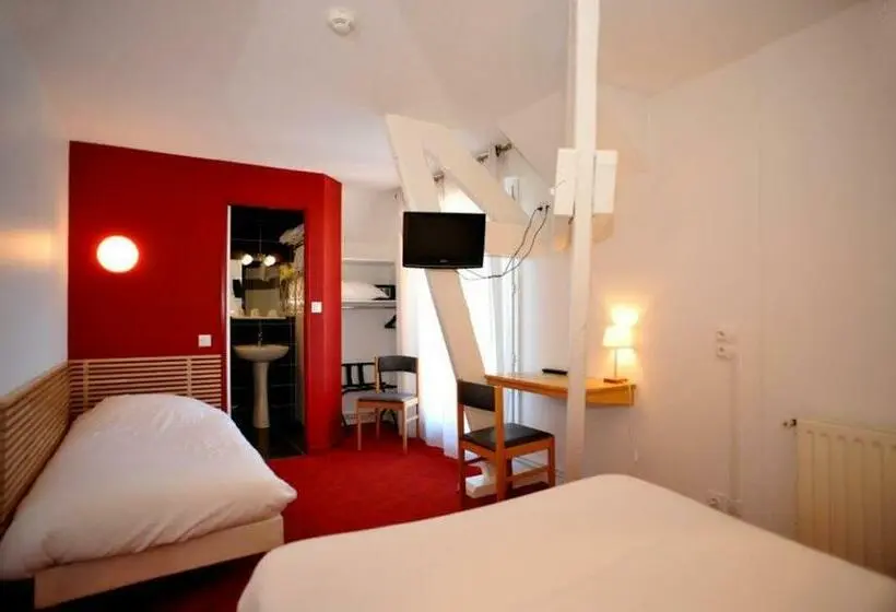 スタンダードトリプルルーム, Hôtel Chez Pierre D'agos