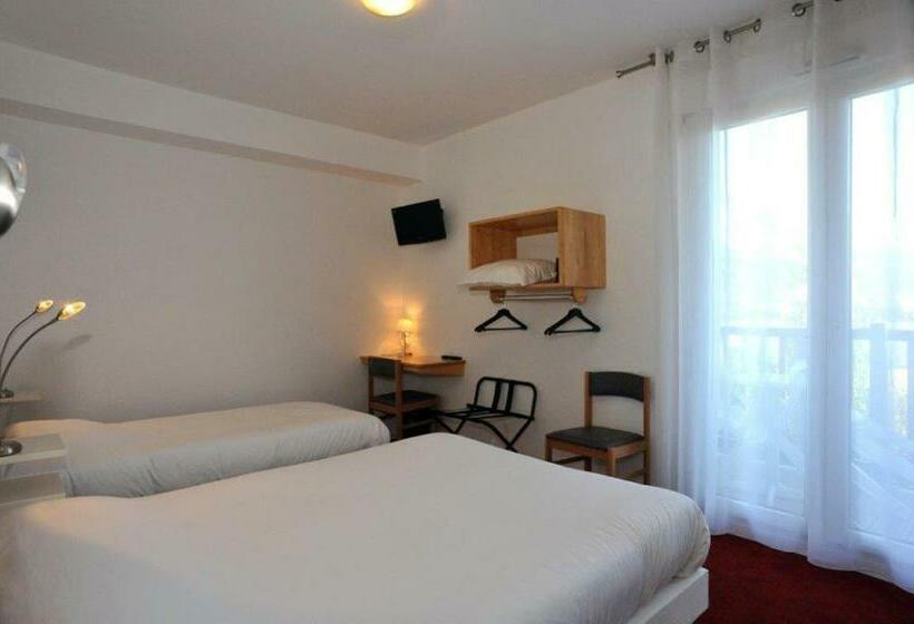 标准三人间, Hôtel Chez Pierre D'agos