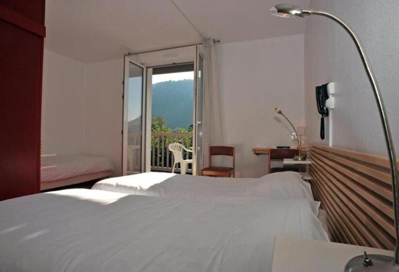 标准三人间, Hôtel Chez Pierre D'agos