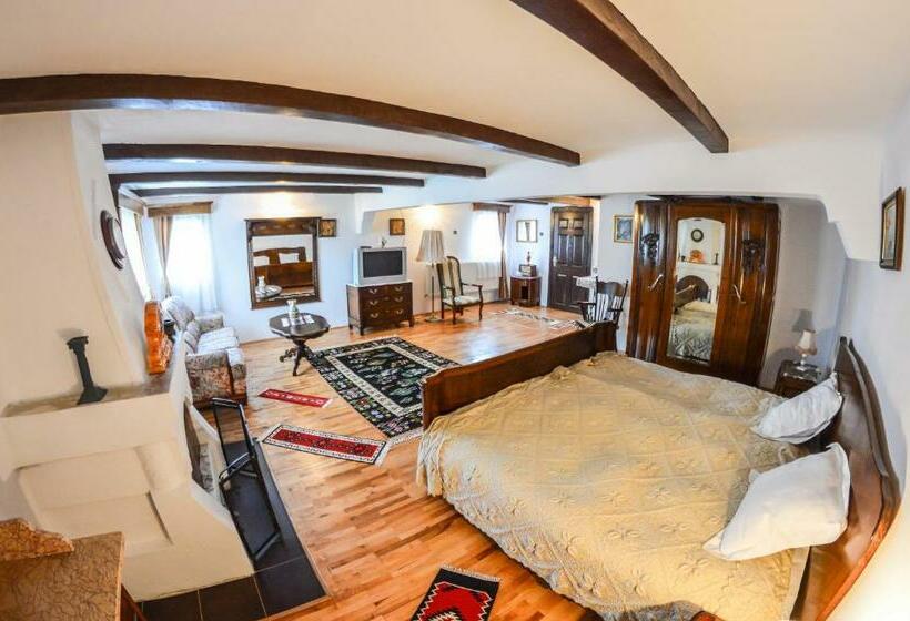 Classic room with balcony, Casa Veche