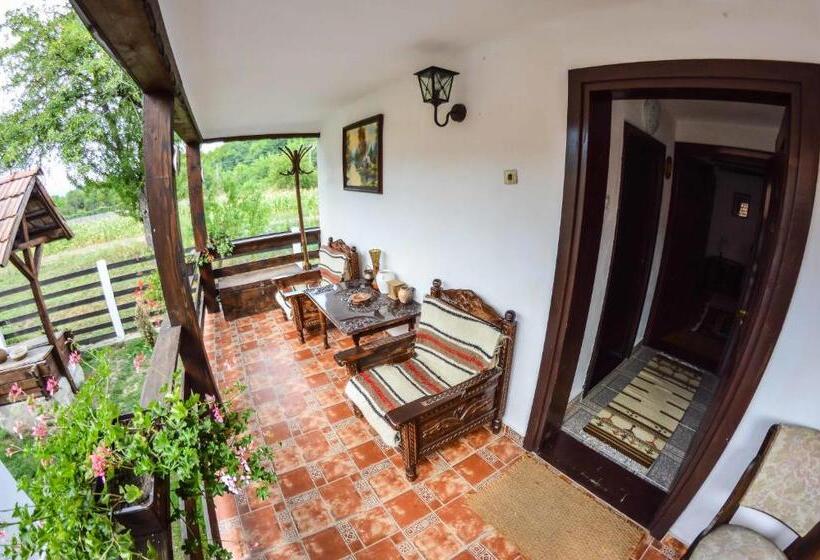 Люкс 2 Спальни, Casa Veche