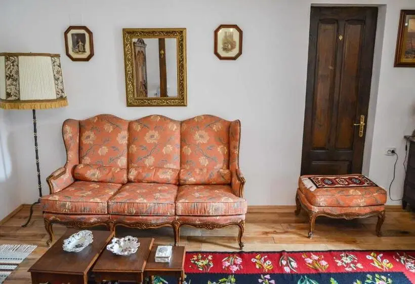 クラシックルーム, Casa Veche