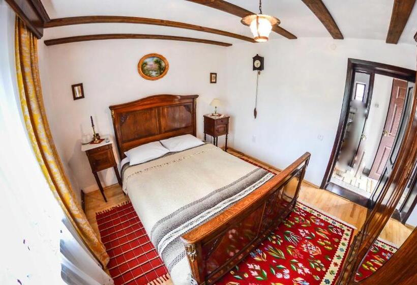 Люкс 2 Спальни, Casa Veche