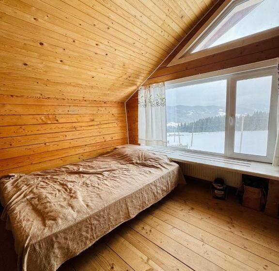 Семейный Номер Вид на Горы, Kam In