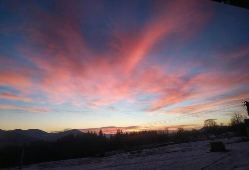 Семейный Номер Вид на Горы, Kam In