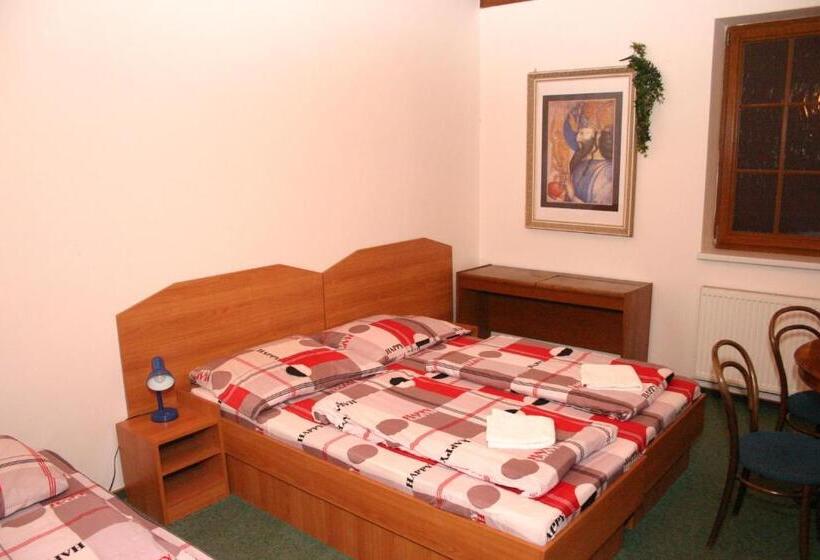 スタンダード4人部屋, Penzion Pohoda