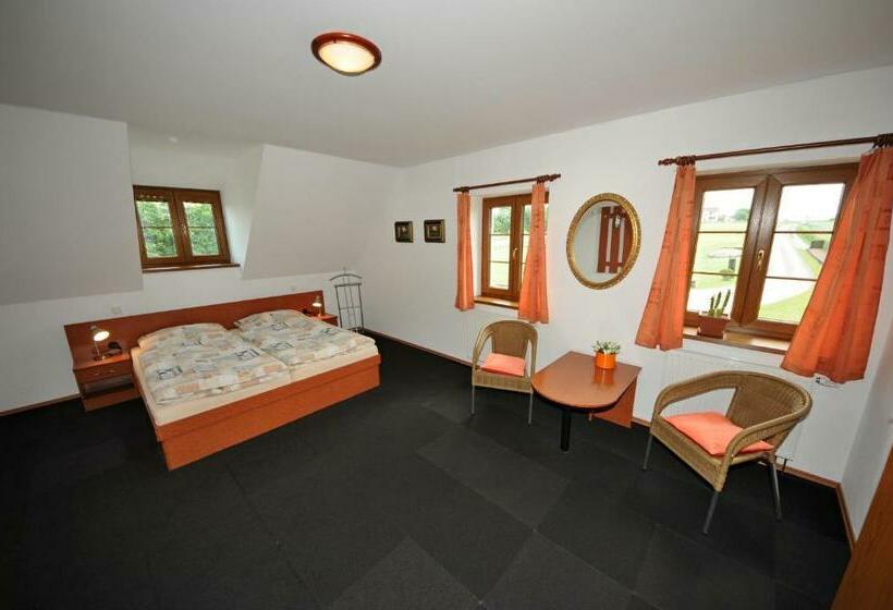 Номер Стандарт, Penzion Praktik Krumlov