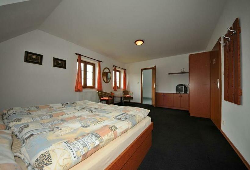 Номер Стандарт, Penzion Praktik Krumlov