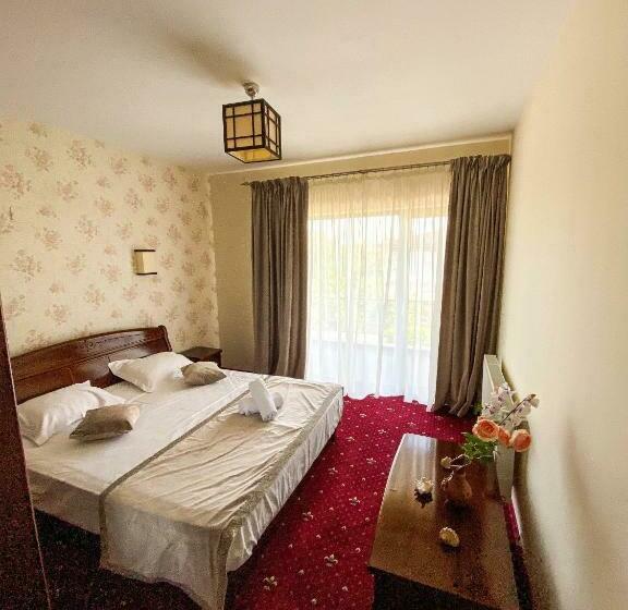 디럭스 스위트, Pensiunea De Vis