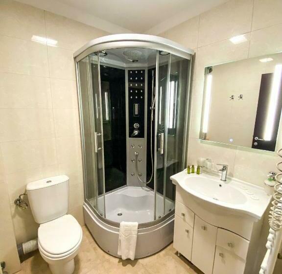 디럭스 트리플 룸, Pensiunea De Vis