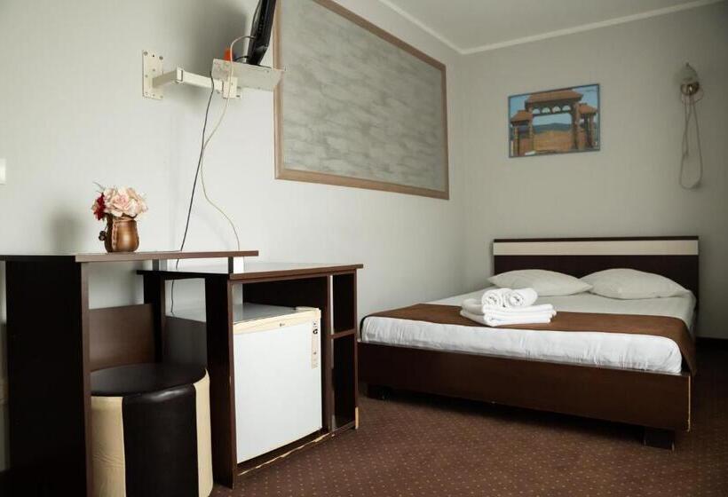 스탠다드 발코니 룸, Pensiunea Lido Moisei