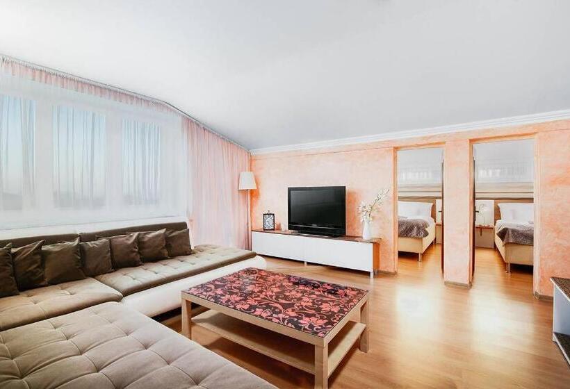 شقة غرفتين, Wellness Hotel Bahenec