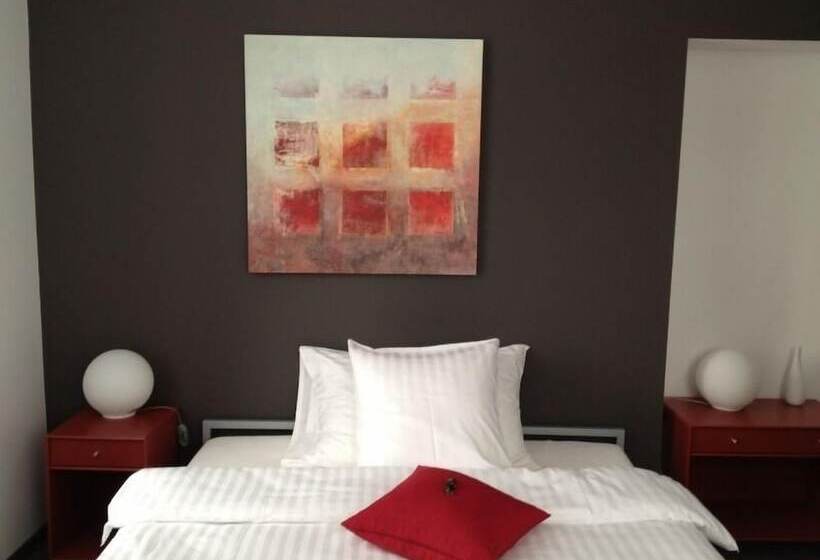 Номер Стандарт, Hôtel Au Boeuf Rouge