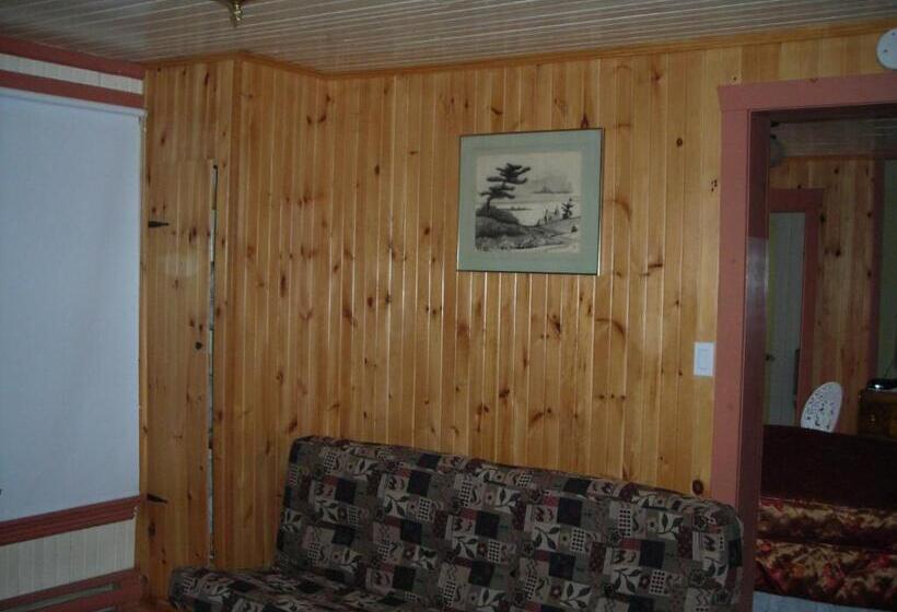 Люкс, Gîte Des Hauteurs Et Café De La Place