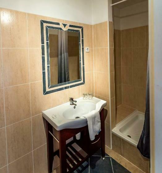 Номер Стандарт, Bástya Panzió és étterem