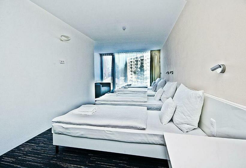 四人标准间, Fabrika