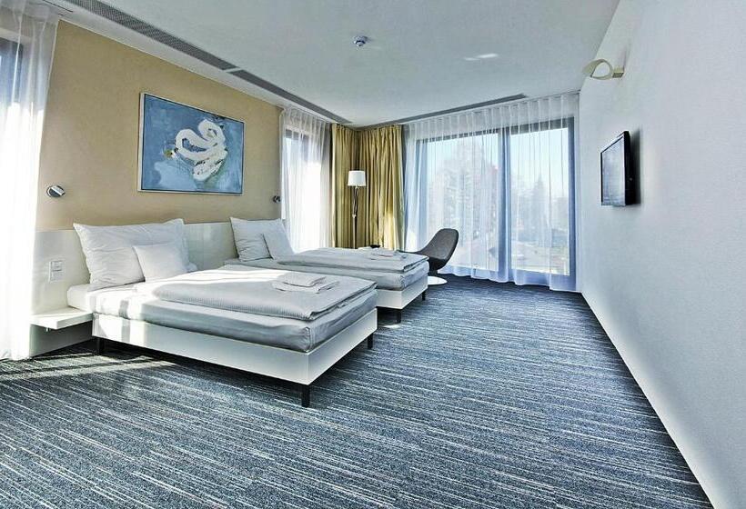 豪华房间, Fabrika