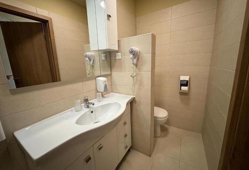 Апартаменты 1 Спальня, Libra